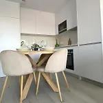 Skyline Center, Luxury, Planta 20 *